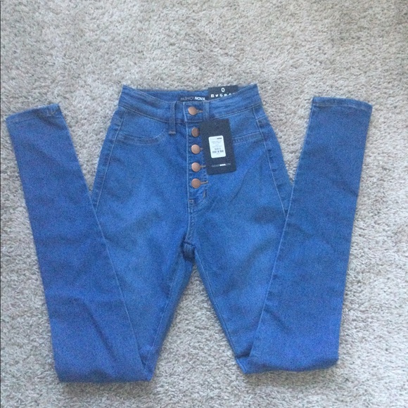 🔥🔥HOST PIC🔥🔥 Classic Button Up Skinny Jeans - Picture 7 of 13